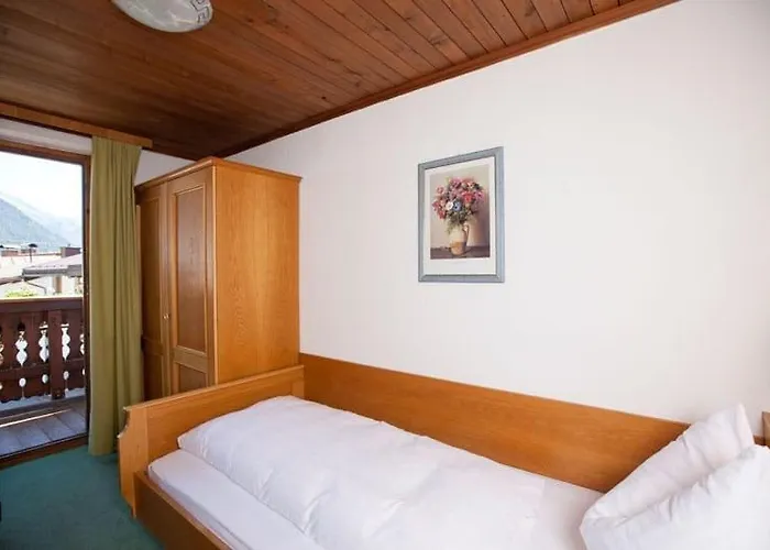 Katharina Fruehstueck Ab 5 Uhr Frueh 3*